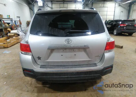 2012 Toyota Highlander Se V6 z USA, uszkodzony, nr VIN 5TDBK3EH0CS096152